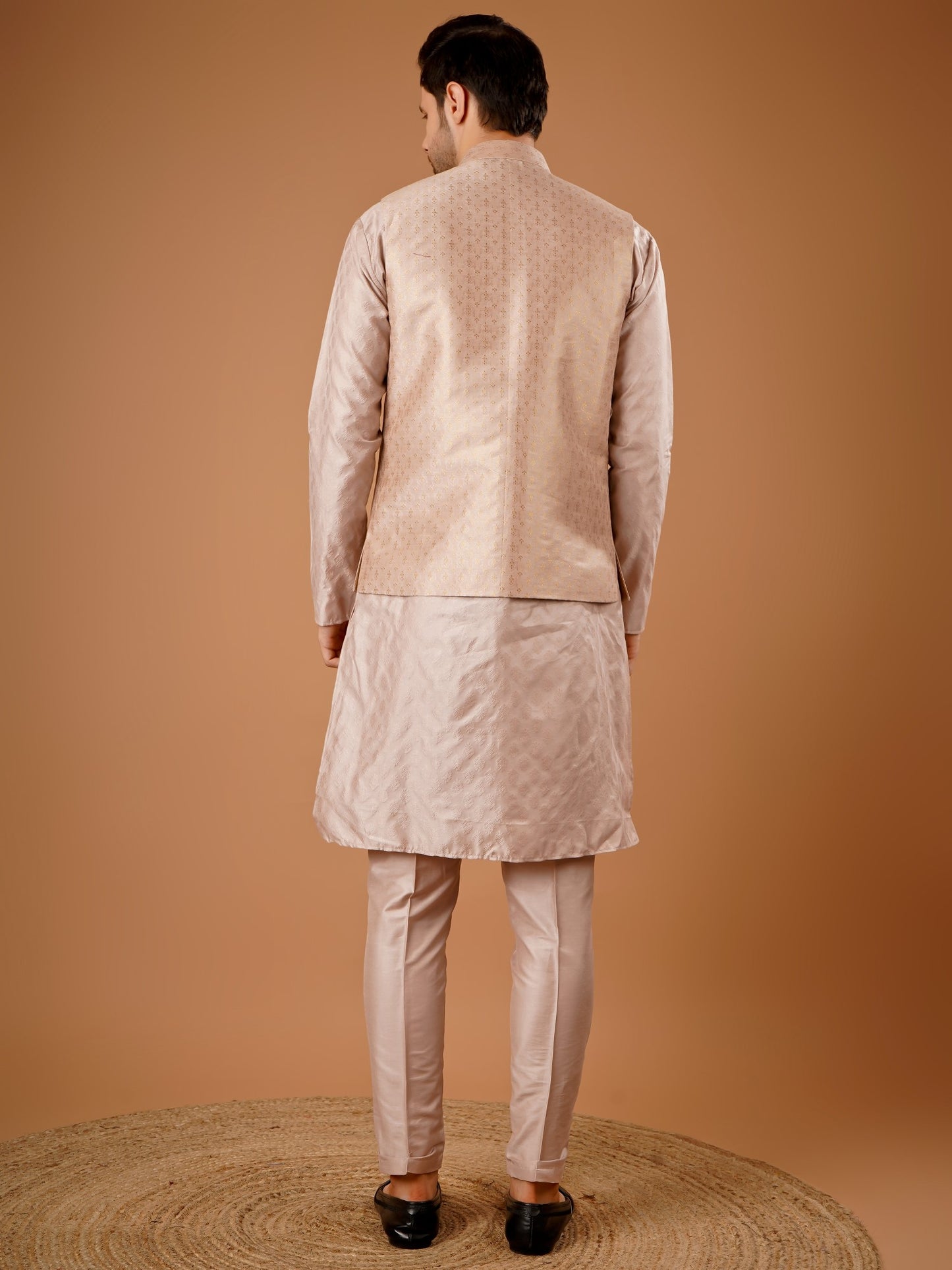Statement Kurta in Pink – Designed for the Elegant Men's