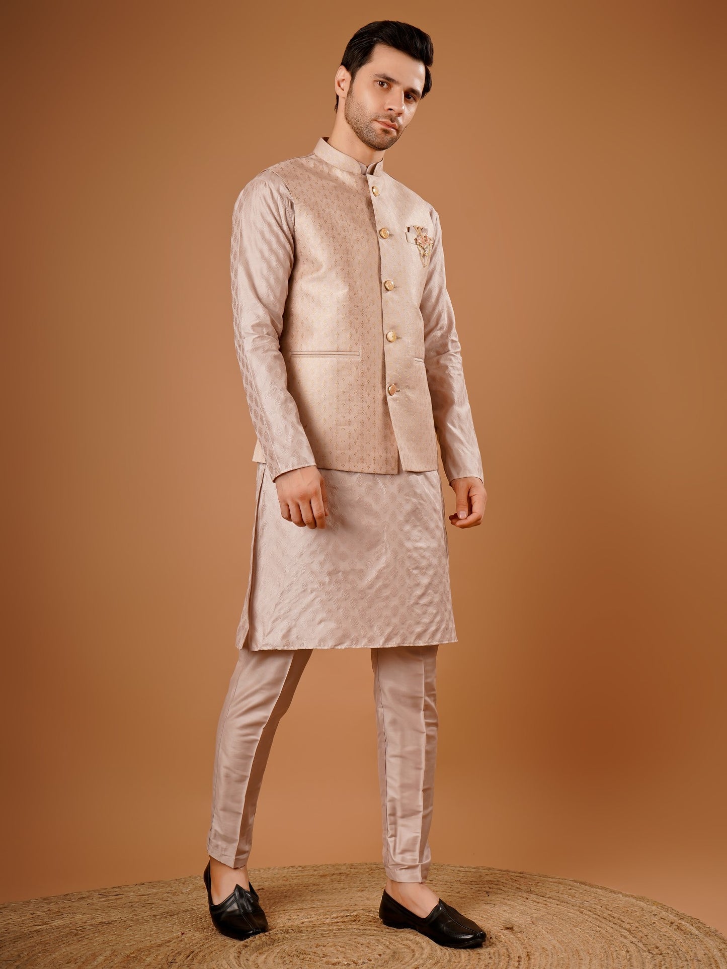 Statement Kurta in Pink – Designed for the Elegant Men's