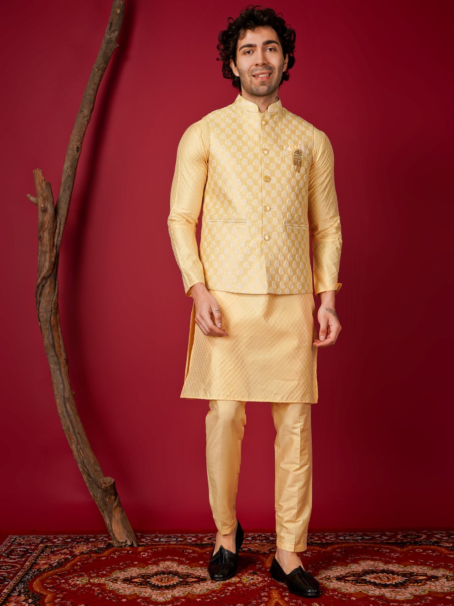 Men's Ethnic Kurta in Elegant – Sophistication Meets Culture