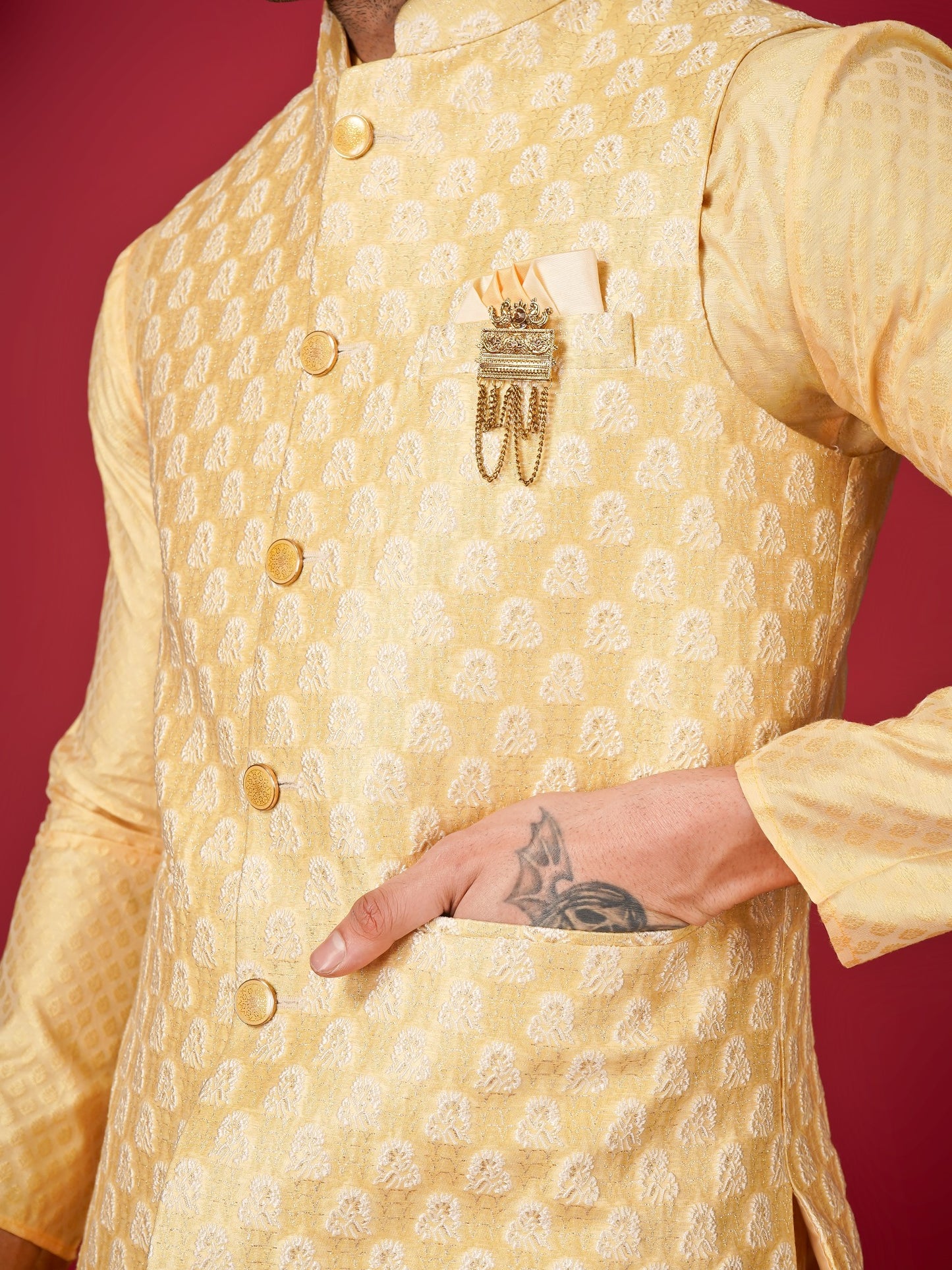 Men's Ethnic Kurta in Elegant – Sophistication Meets Culture