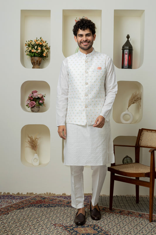 White Outfit for Menswear – Elegant Ethnic Statement