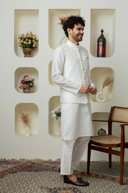 White Outfit for Menswear – Elegant Ethnic Statement